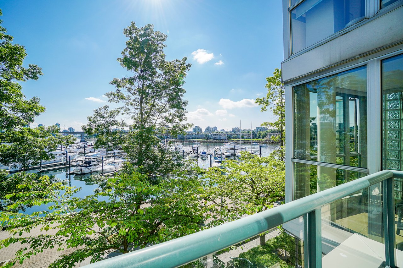 1228 Marinaside Cresent, #119