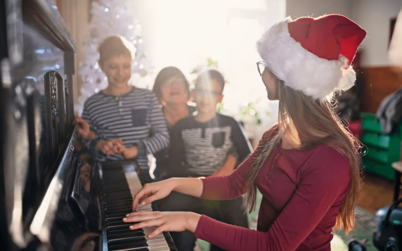 Keeping Christmas Magic Alive as Your Kids Get Older
