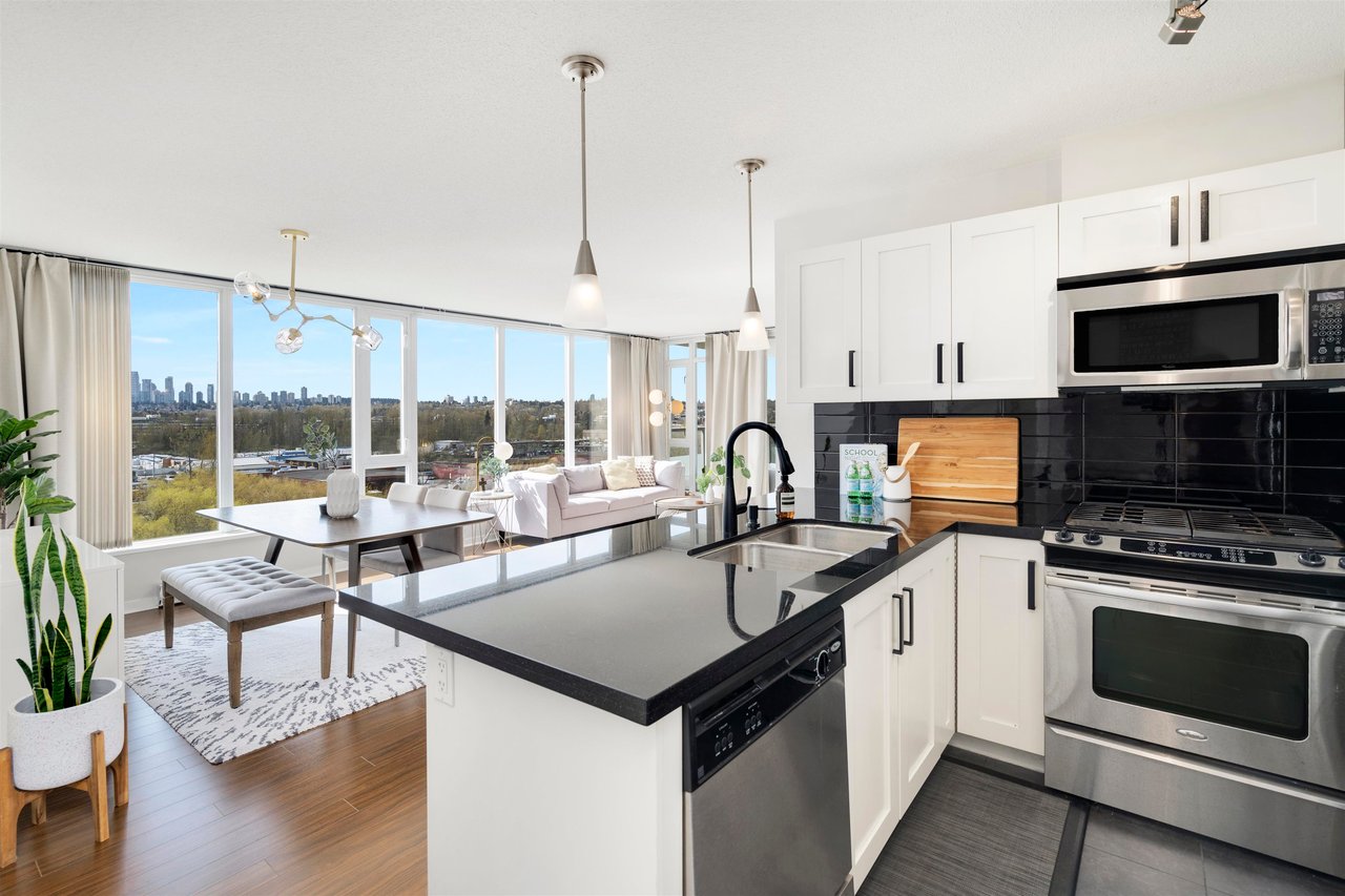 608-2133 Douglas Rd