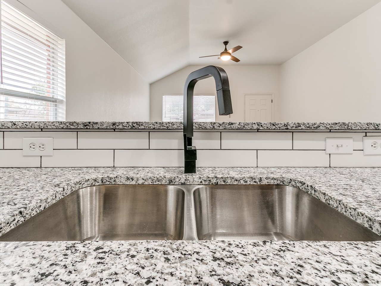 Kingston Hills Community- 1256 Kingston Rd