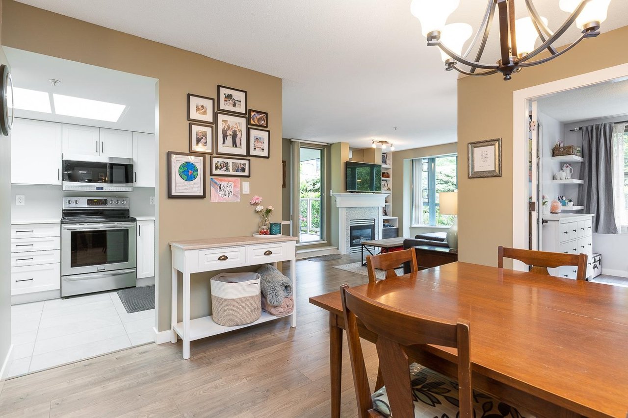 202-220 Newport Dr