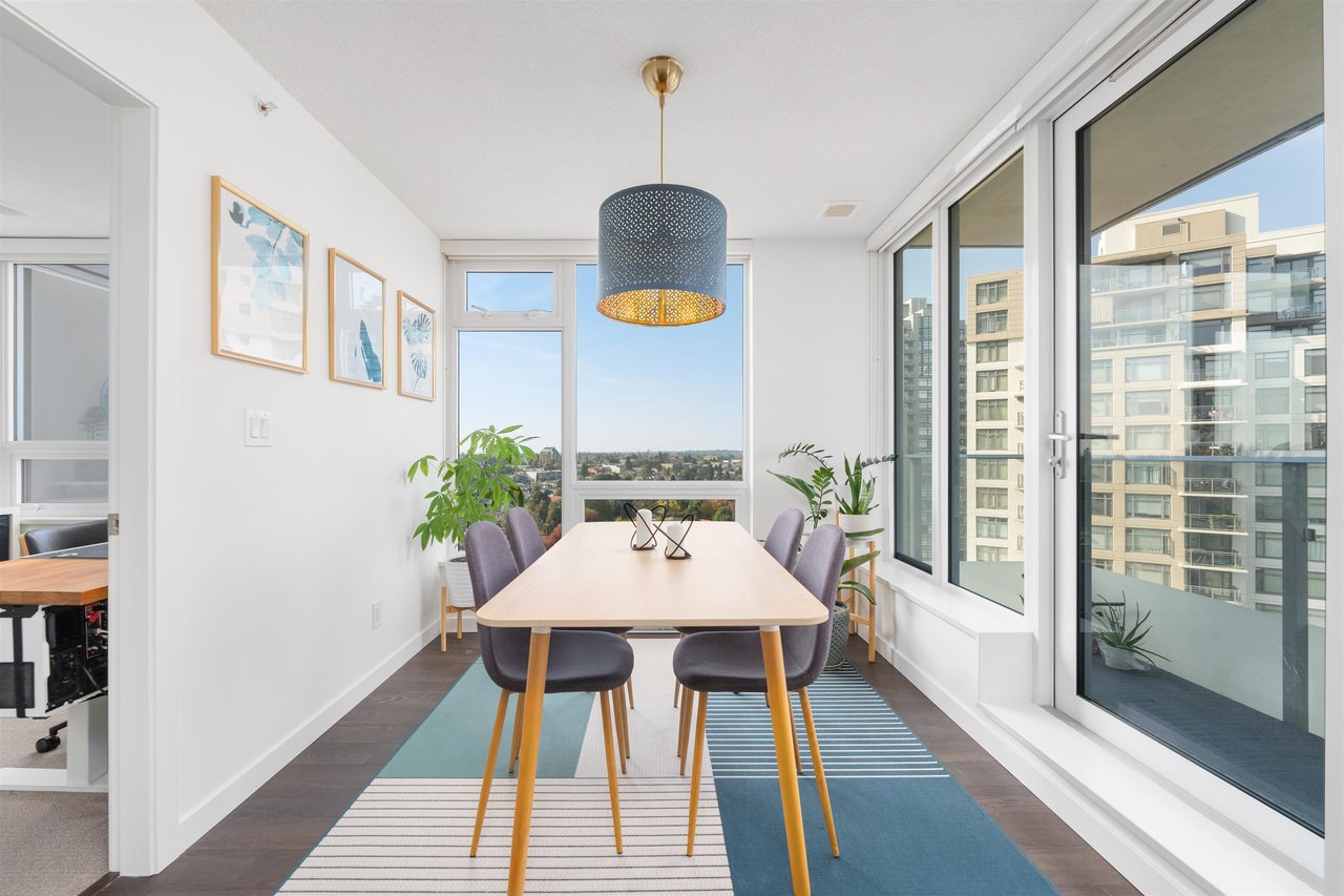 1808-5470 Ormidale St