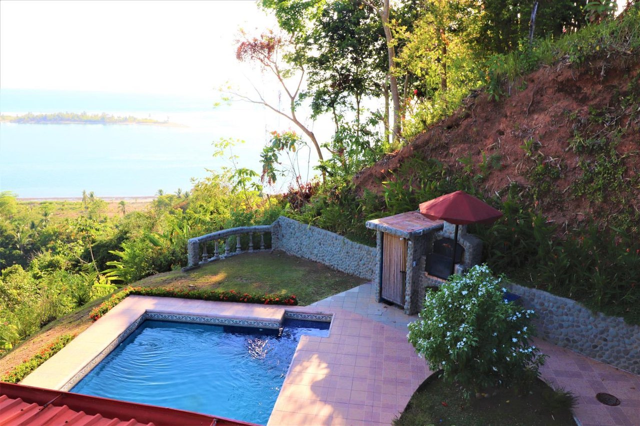 Iconic Eco-lodge With Outstanding Ocean, Sunset, and Mountain Views