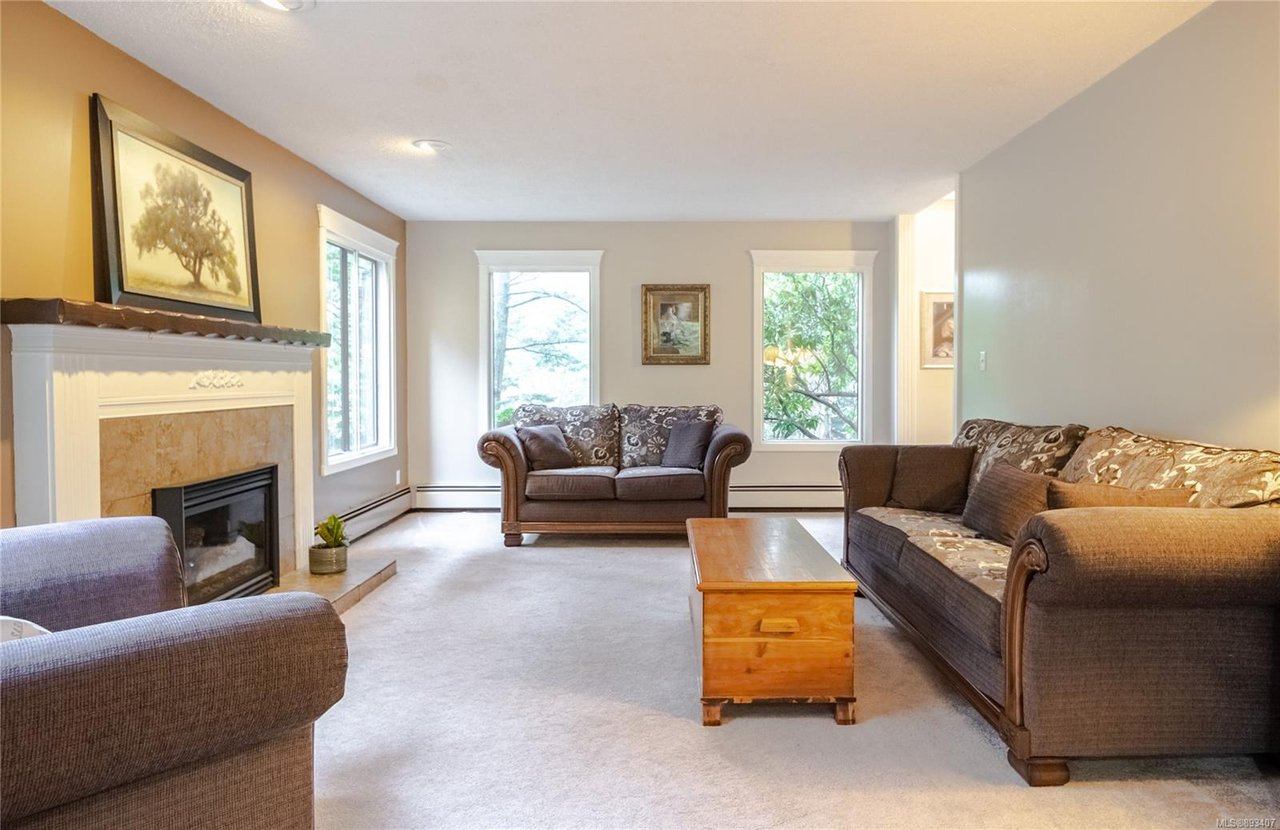 4105 Bridlewood Crt