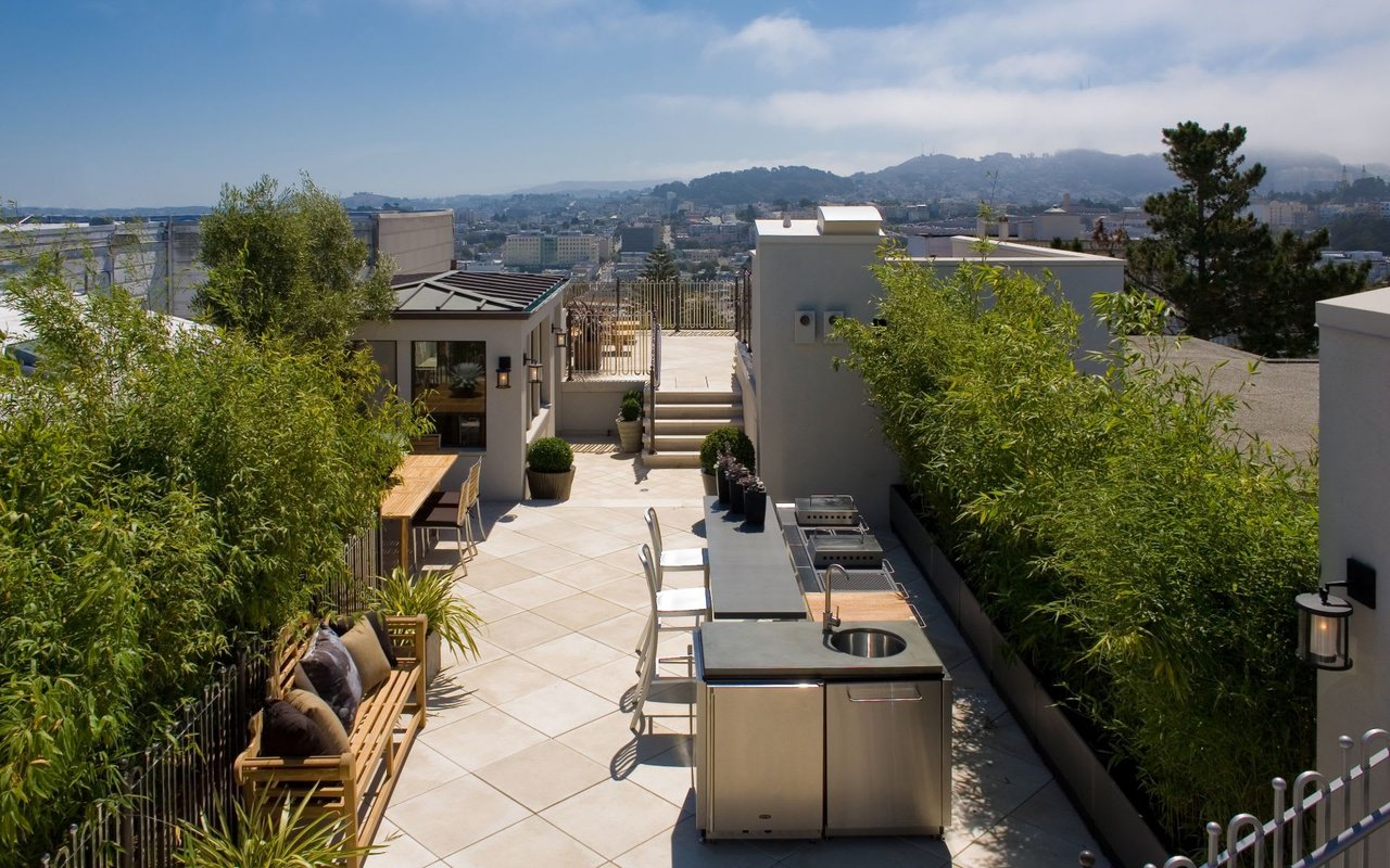 Magnificent New Home in Pacific Heights