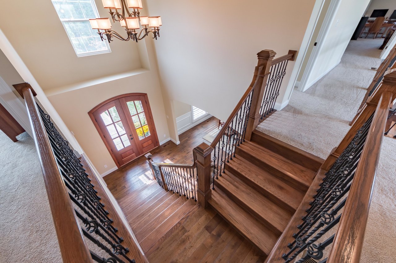 Newer Construction Minutes from Bellerive Country Club
