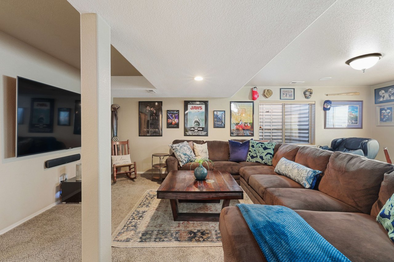6435 Coyote Ridge CT, Colorado Springs, CO 80923