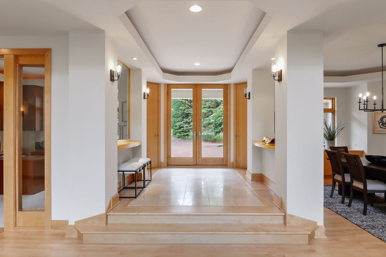 2507 Sherwood Hills  Road