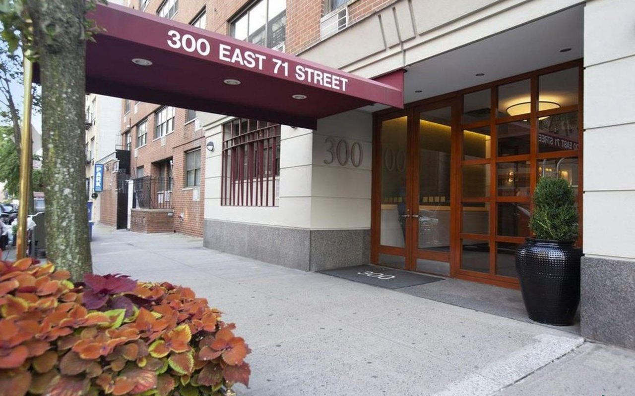 300 E 71st St Apt, 7N