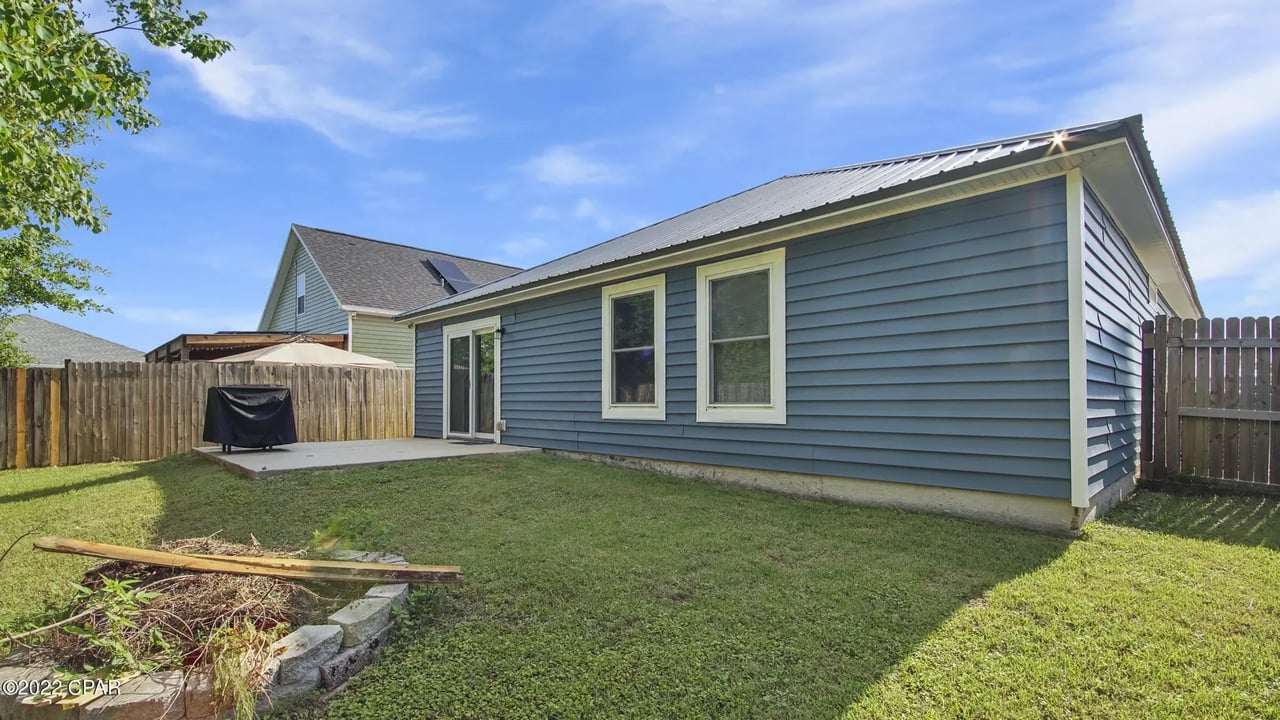 6605 LAKE JOANNA Circle