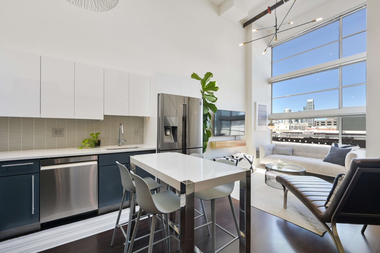 Stylish Loft Living on Coveted SOMA Street