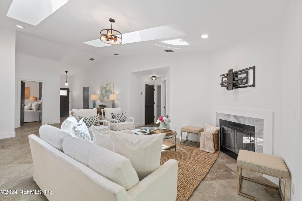 315 PHEASANT Run