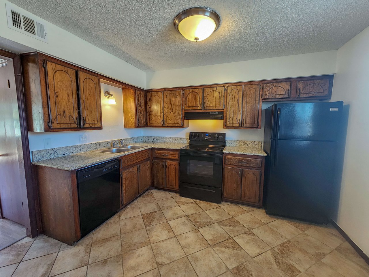 3901 N Kickapoo Unit 33
