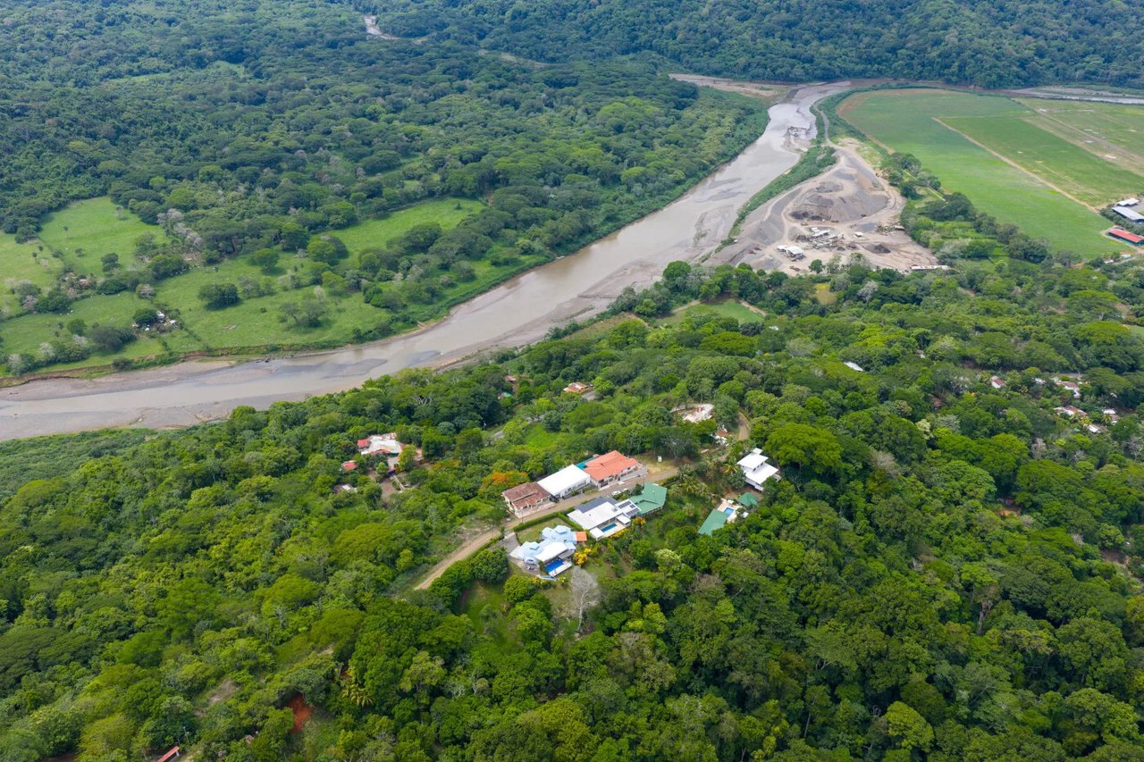 Mountain View Investment, Jaco, Puntarenas