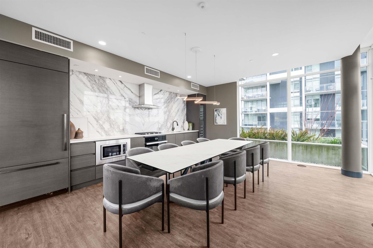 208-3538 Sawmill Cres