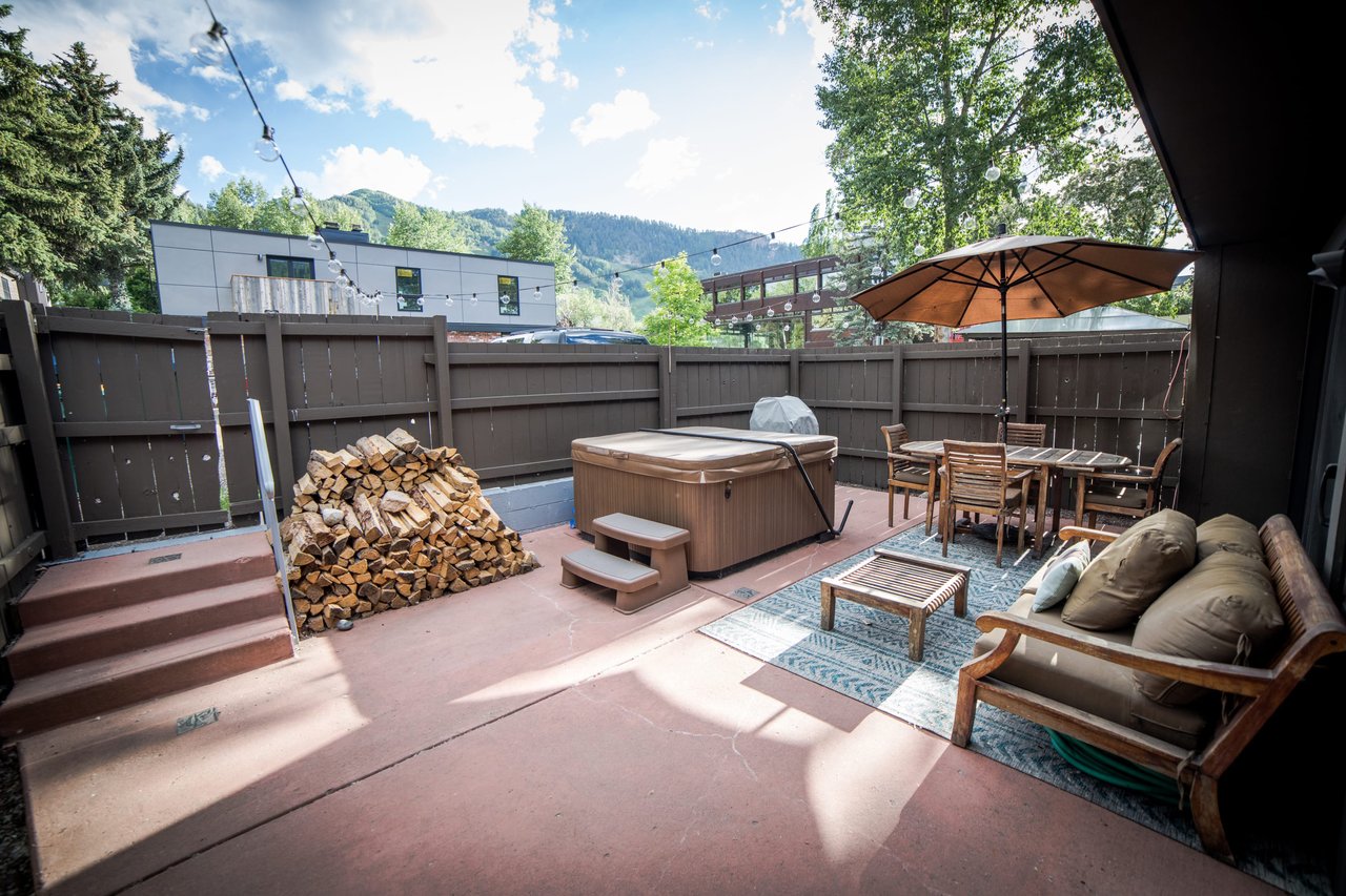 801 E Hopkins Avenue Unit: 1