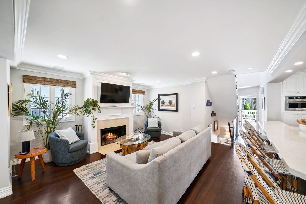 3108 N Poinsettia Avenue