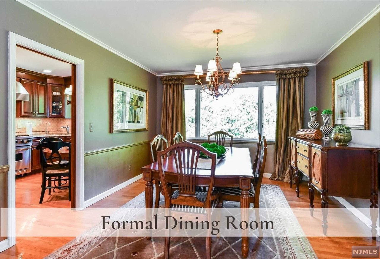 138 Foster Ter