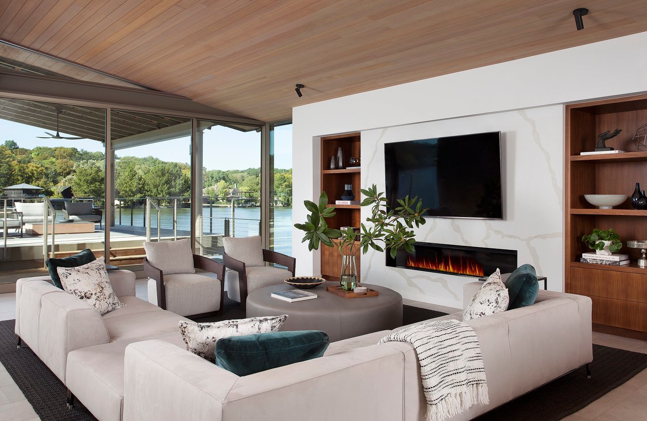 Stunning Lake Austin Retreat 