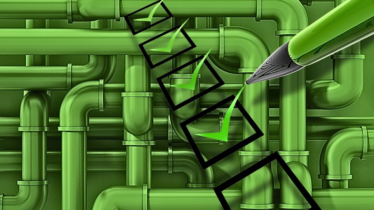 7 daily habits that keep a real estate pipeline full — in any market