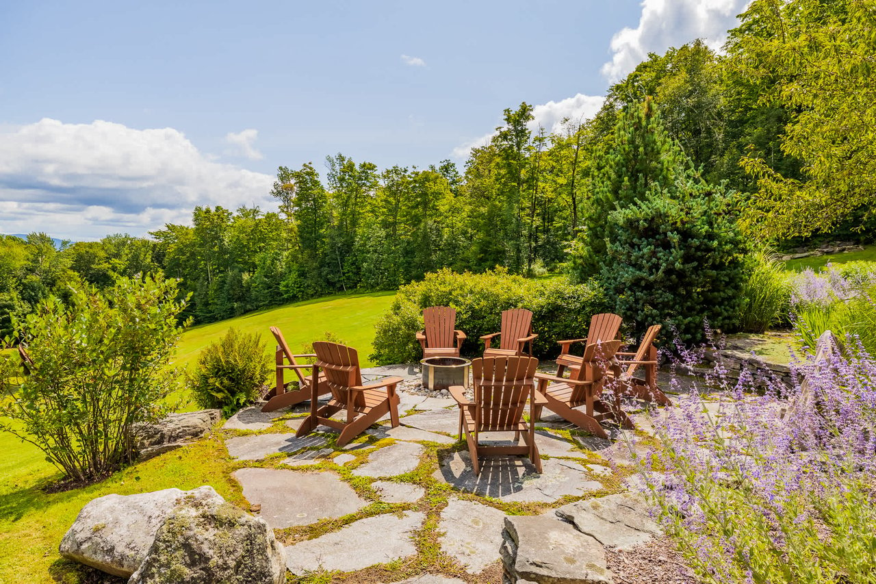 Exclusive Mountain Log Home