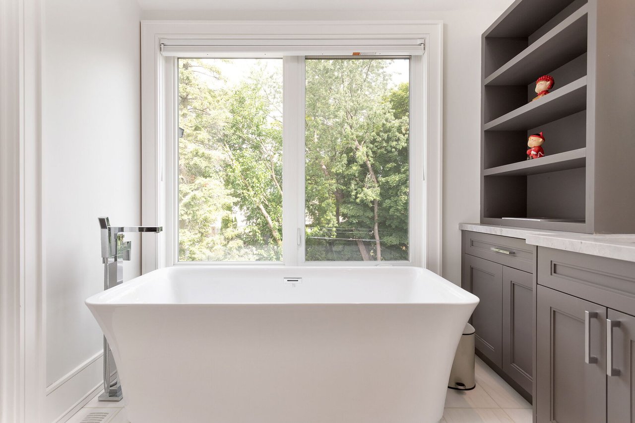 Exquisite Leaside Executive Detached Residence