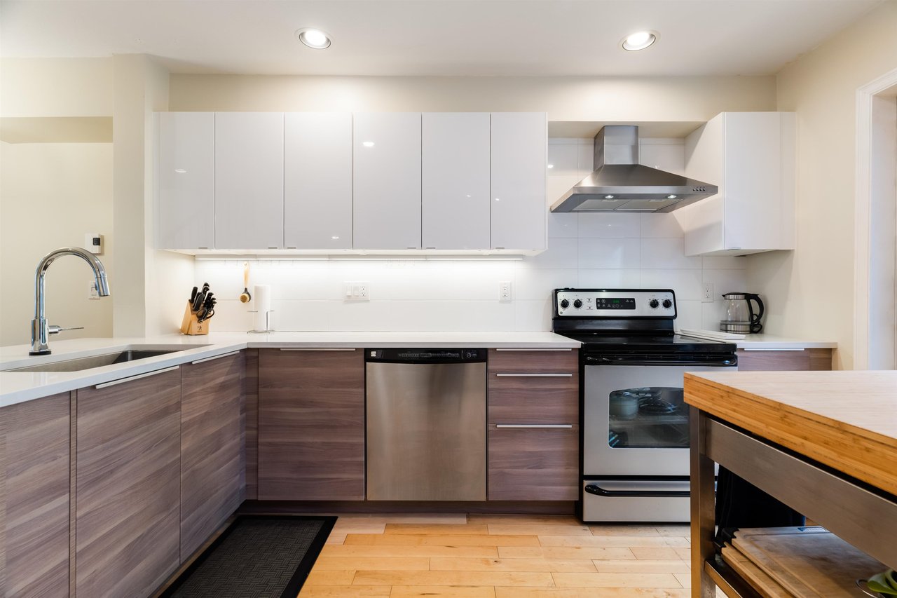 7469 Magnolia Terrace