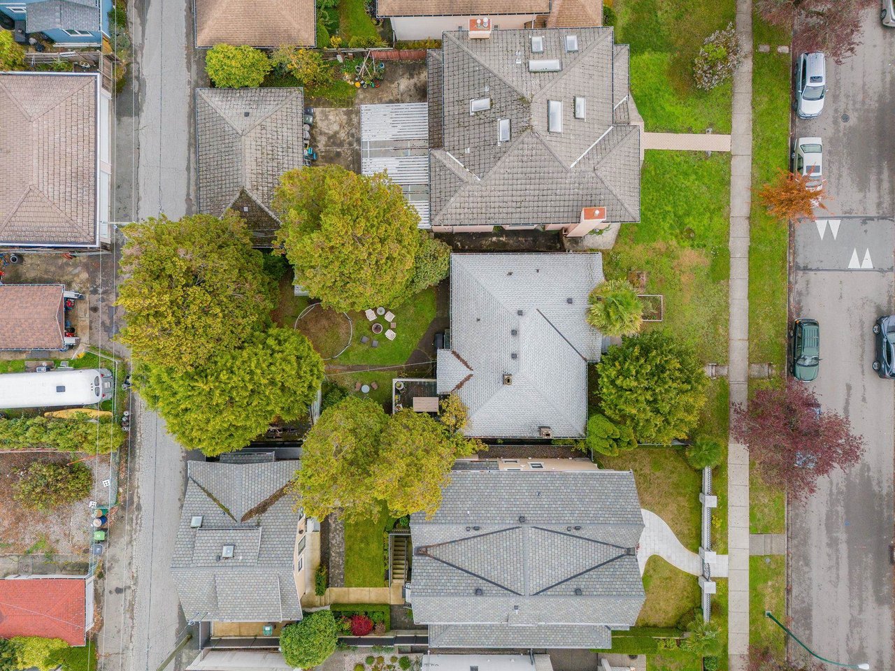 161 W 45th Ave