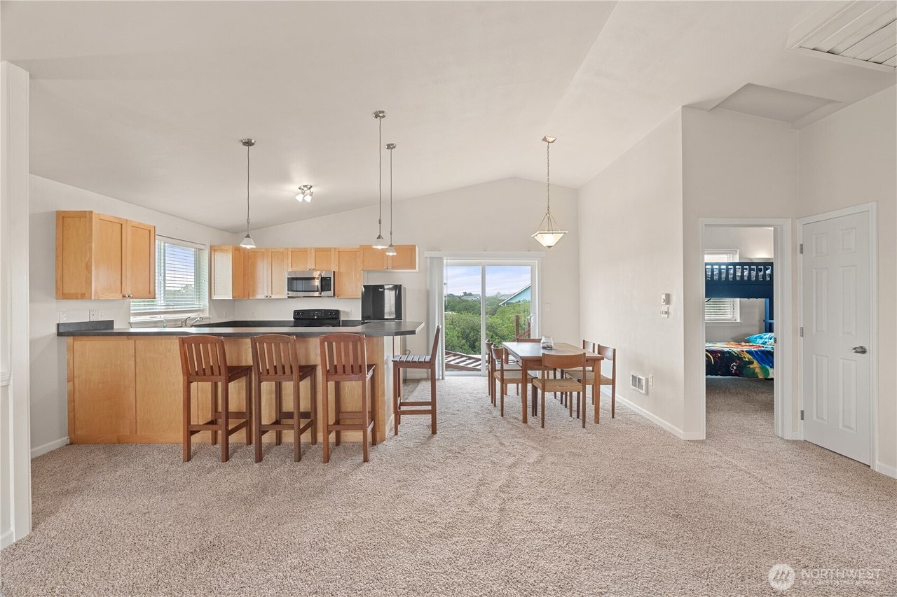1203 E Ocean Shores Blvd