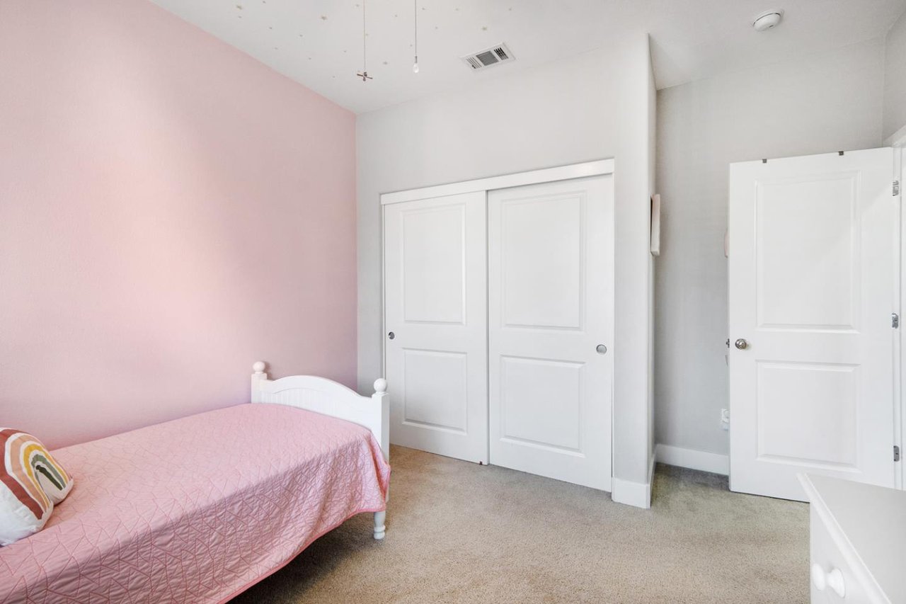 17075 St Anne Ln
