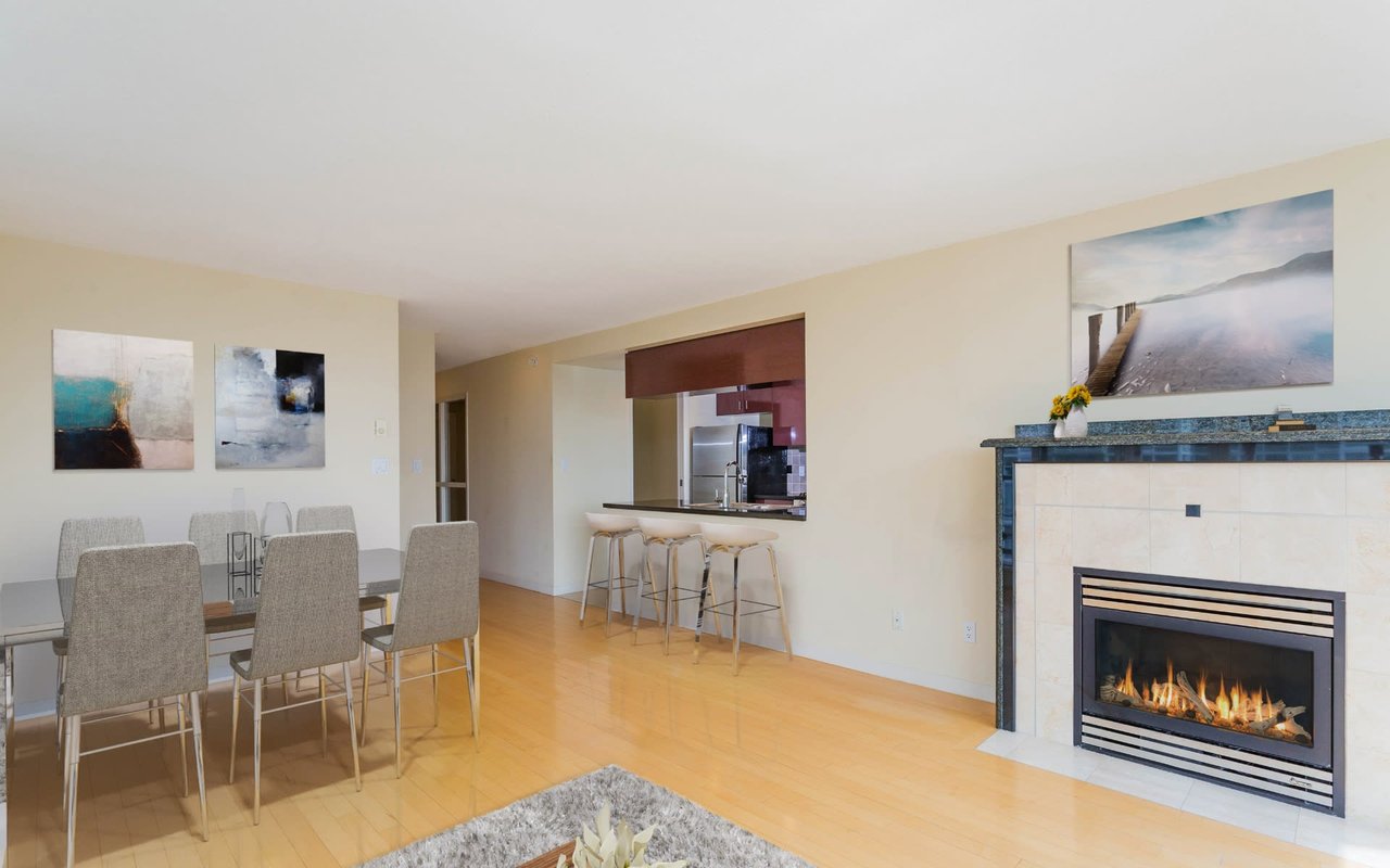 1067 Marinaside Cres, #1903 
