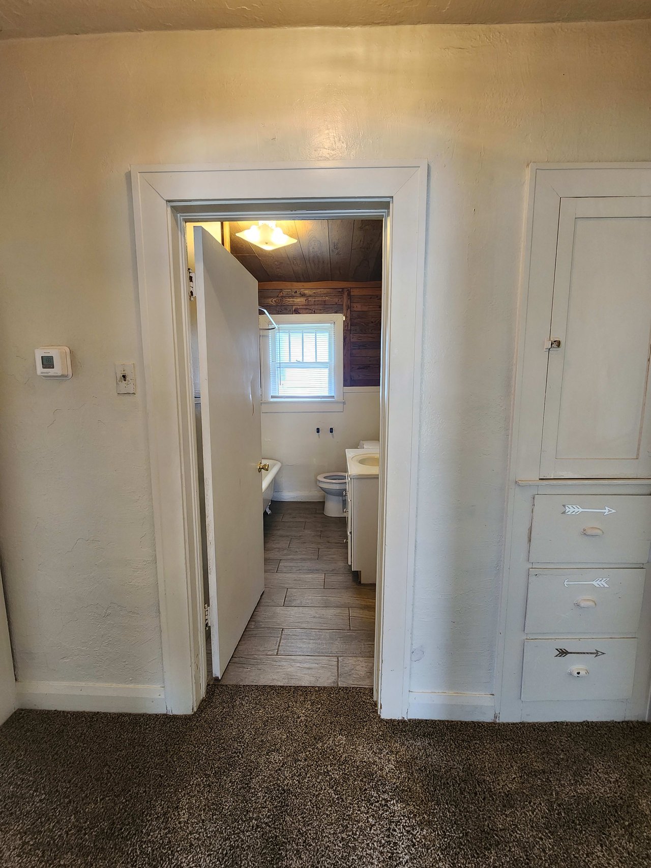 810 N. Market Ave