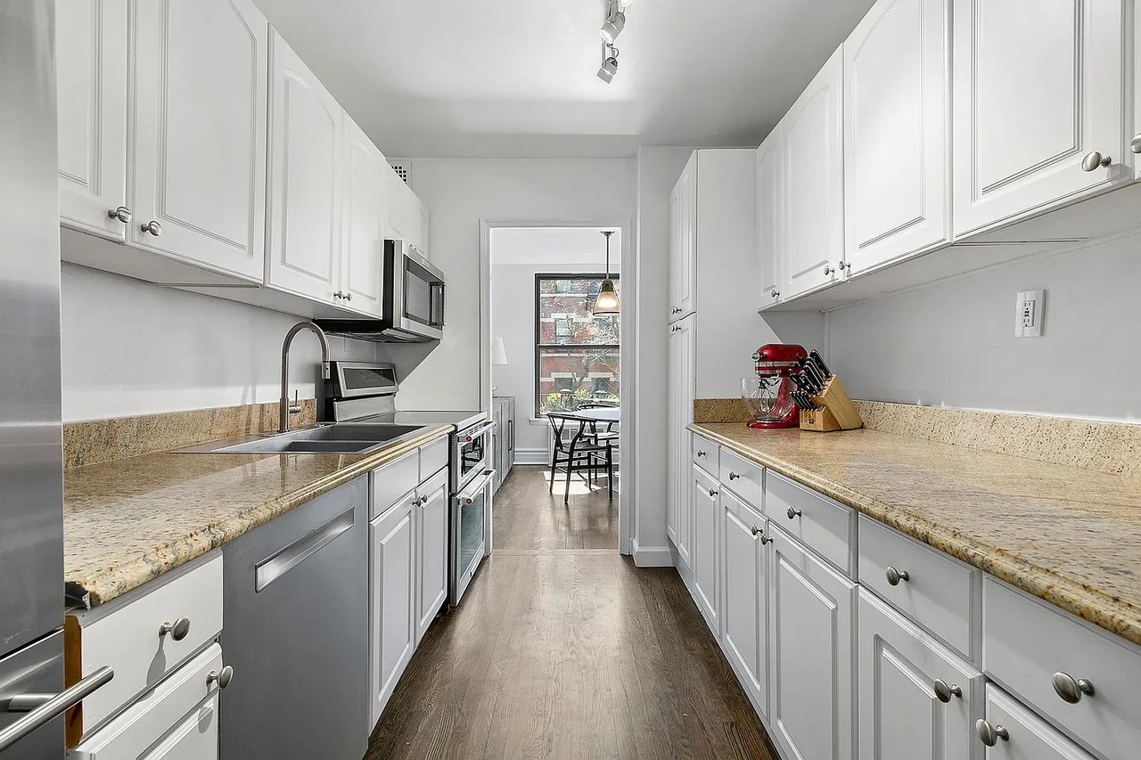 311 E 83rd St, Apt 3A