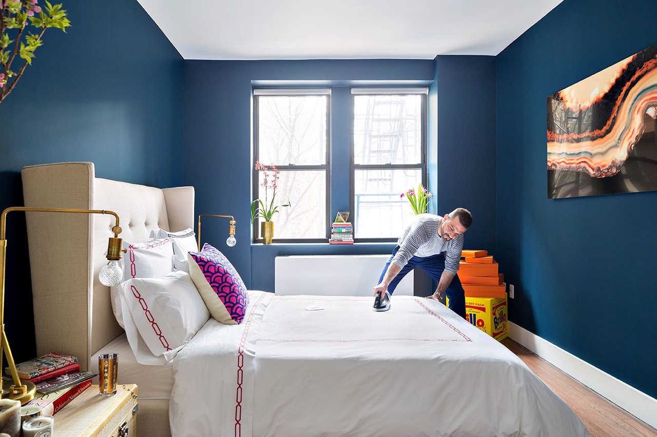How To Deodorize Your Apartment: 7 Smell-good Tips From Real Estate Pros