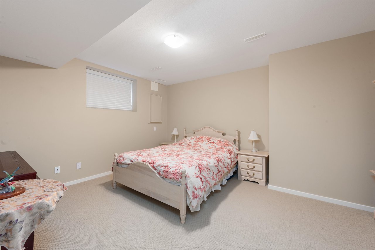118 Hawthorn Drive, Port Moody