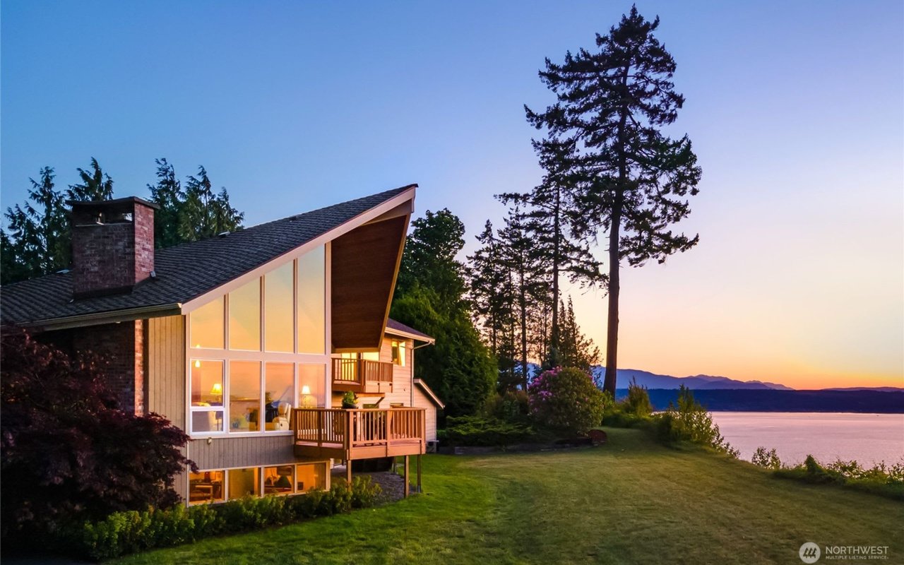 Buying a Home in Hansville, WA