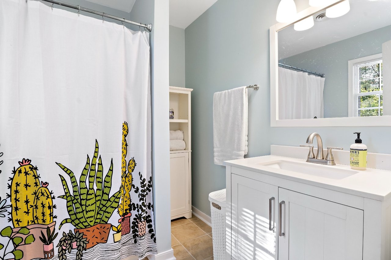 8914 Playground Circle