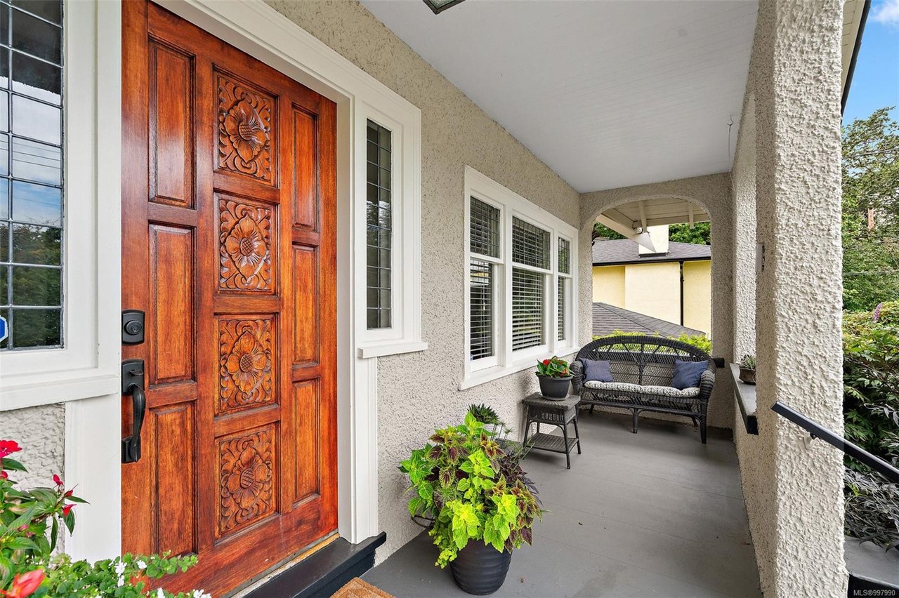 2531 Orchard Ave