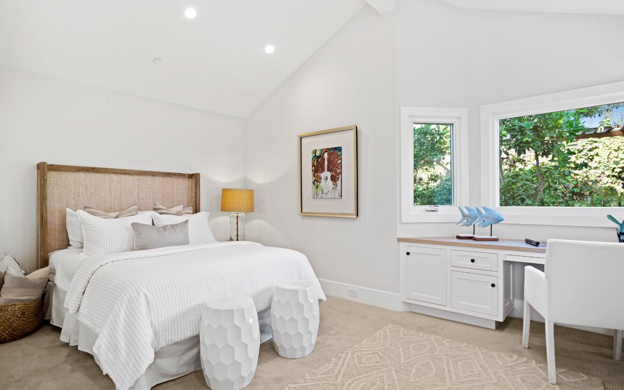 3921 Sandune Lane