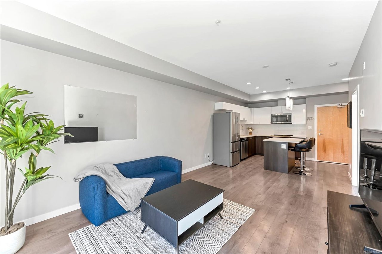 316-767 Tyee Rd