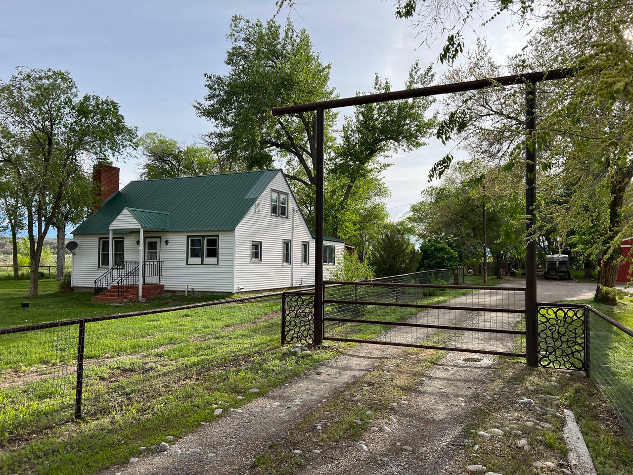 Pavillion WY Horse Property