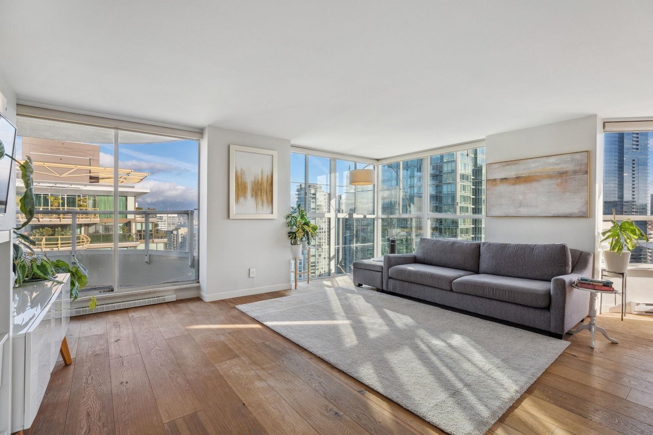 2702-717 Jervis St