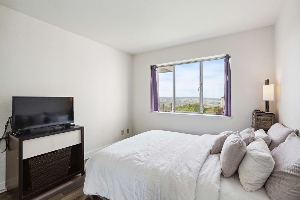855 Mountain View Drive # 8