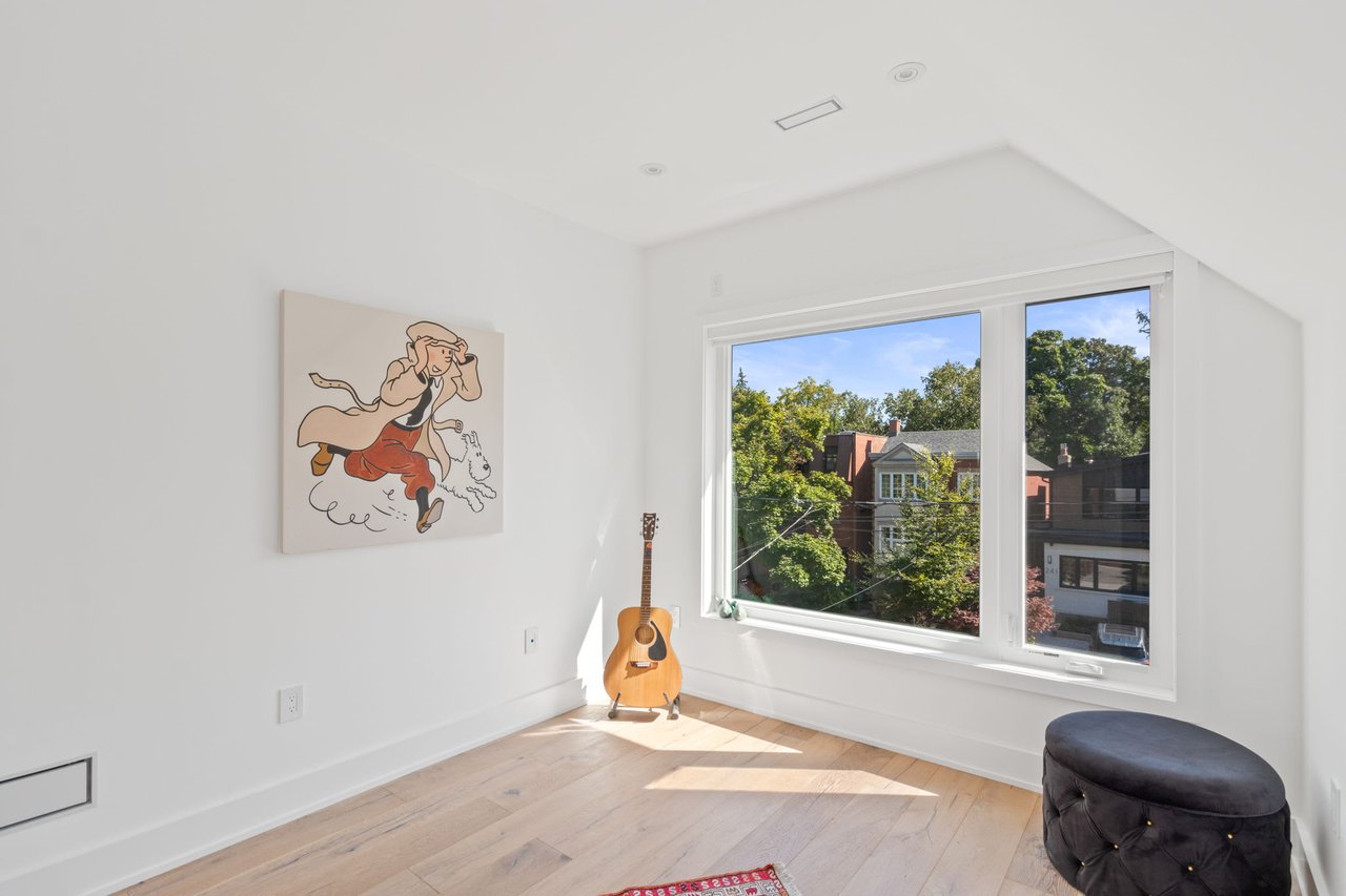 SOLD: Modern Luxury In Coveted Davisville