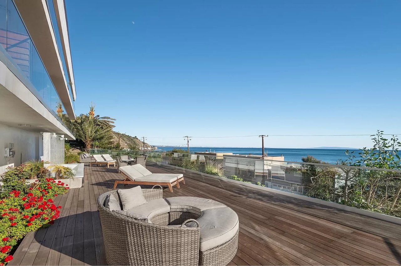 20747 Pacific Coast Hwy APT 9