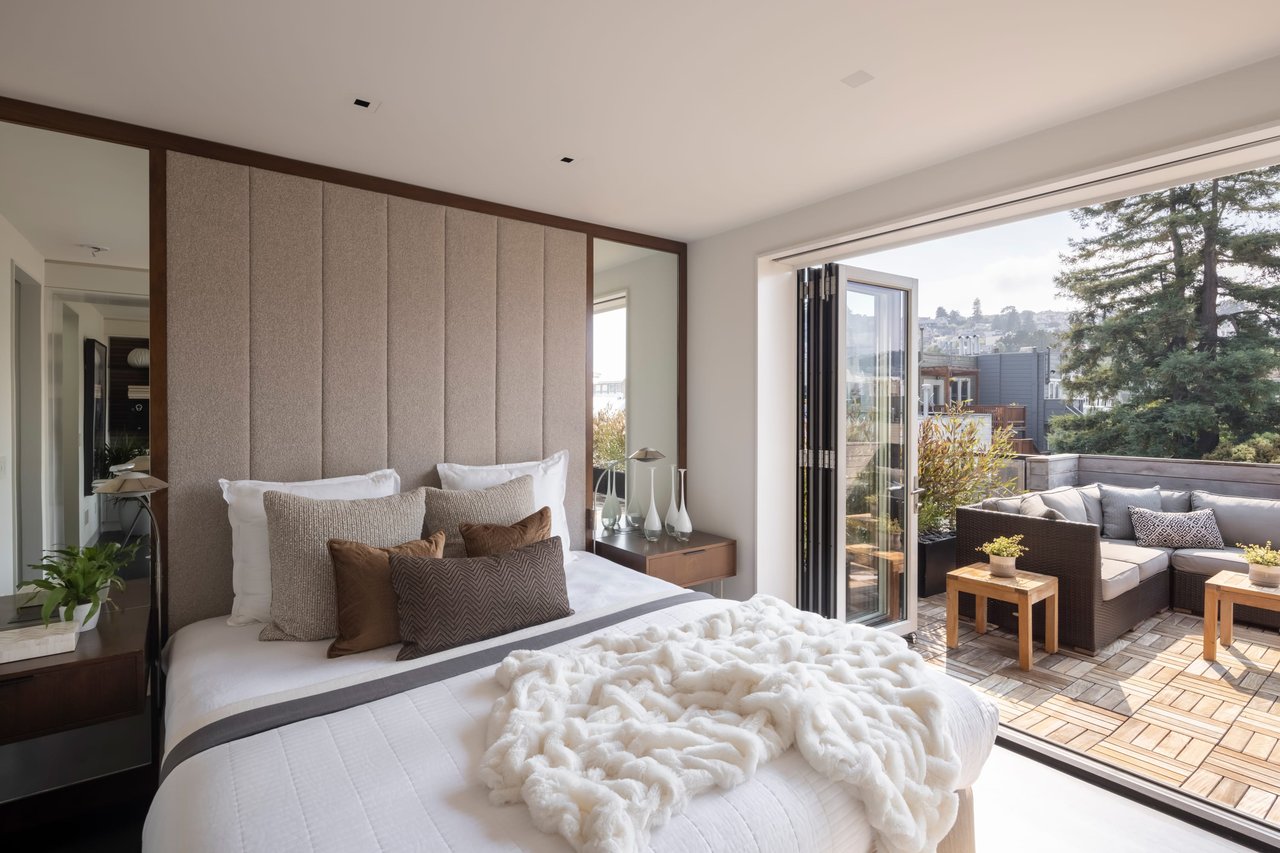NEW DESIGNER-RENOVATED MISSION DOLORES PENTHOUSE