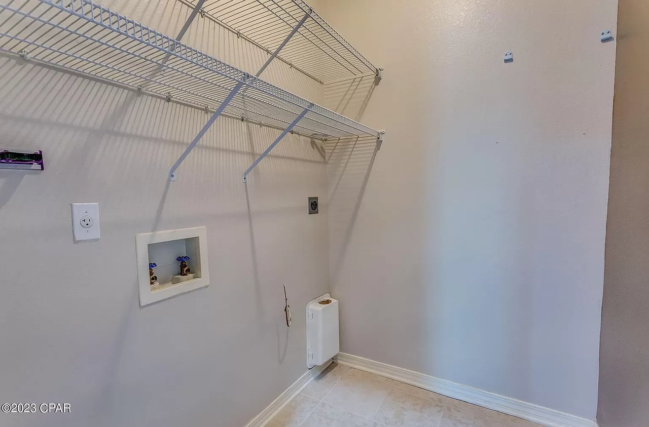 3308 Azalea Circle