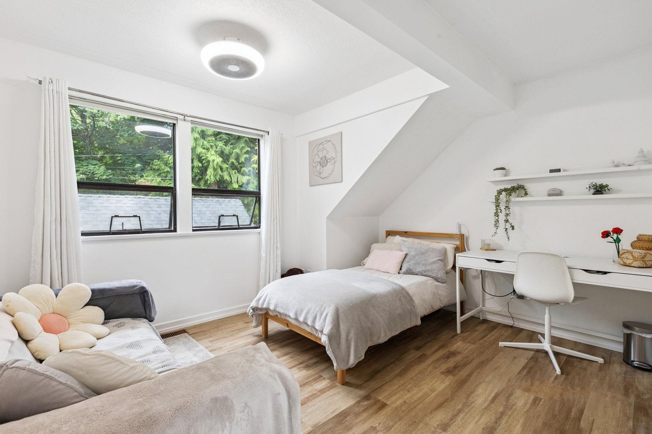 6820 Hycroft Road, West Vancouver