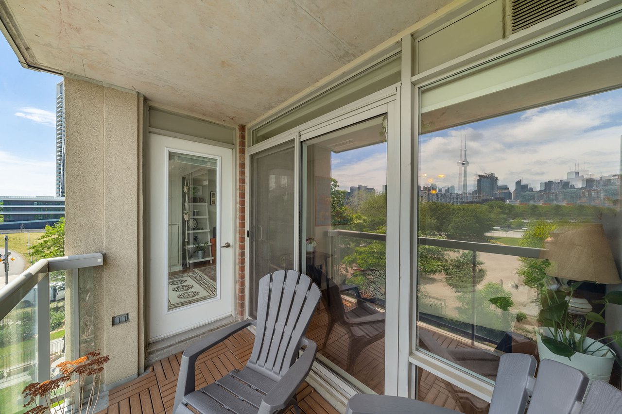 15 Stafford Street #401