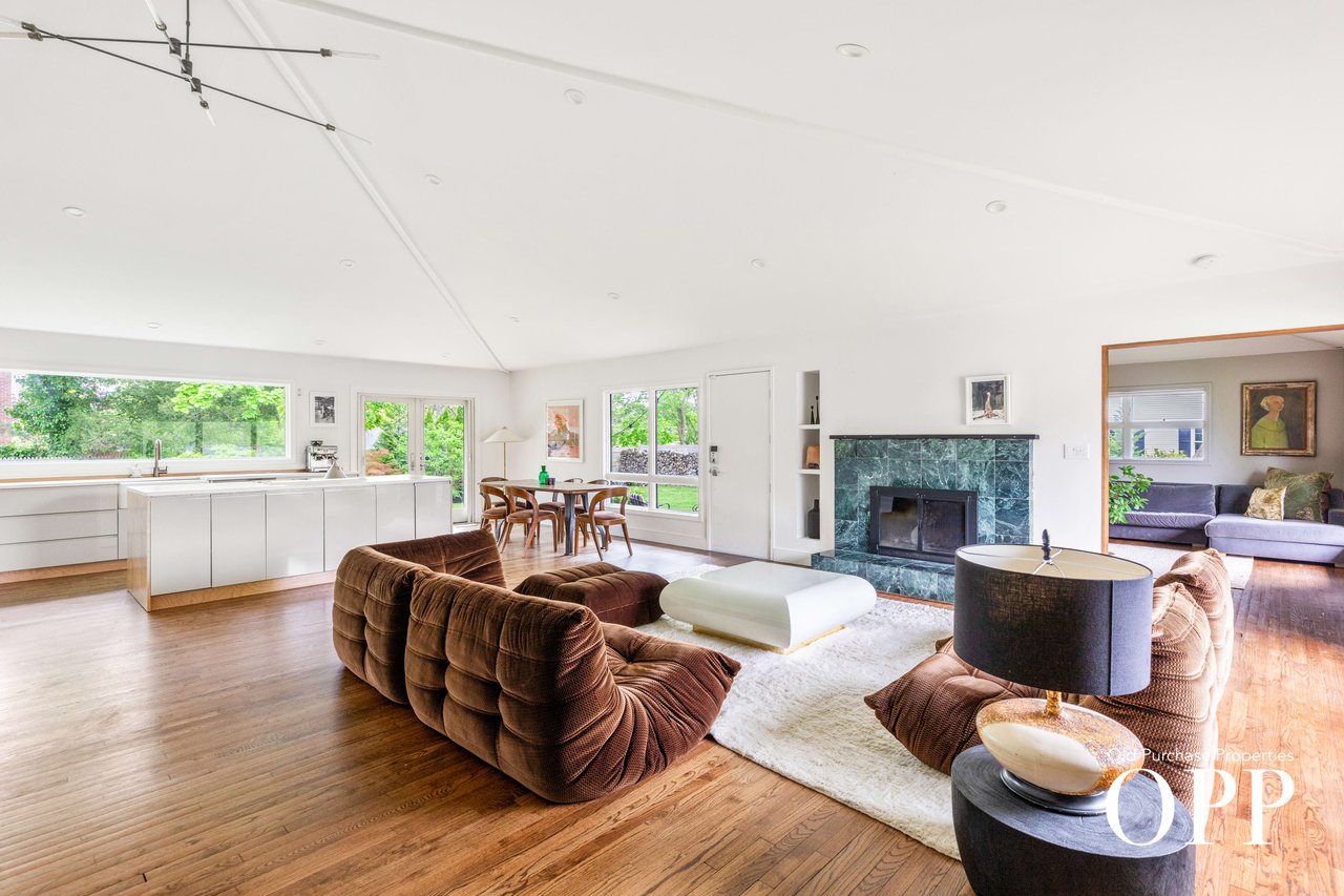 HIGHEST SALE ON HIGHVIEW BOULEVARD
